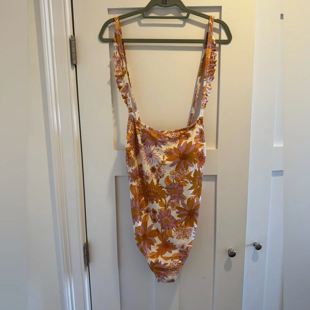 NWT Kona Sol Floral Swimsuit in Pink and Orange Size XL